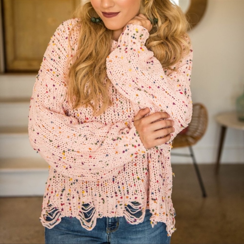 Wild Honey Pink Confetti Distressed Sweater
Size: M